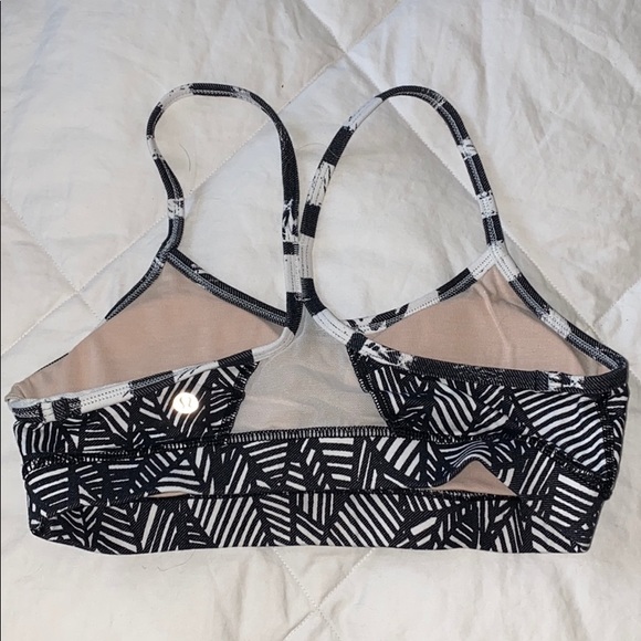 Lululemon sports bra - Picture 2 of 2